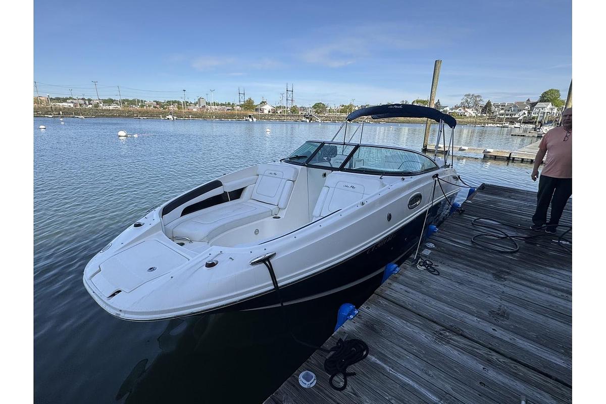 Used 2014 Sea Ray 260 Sundeck