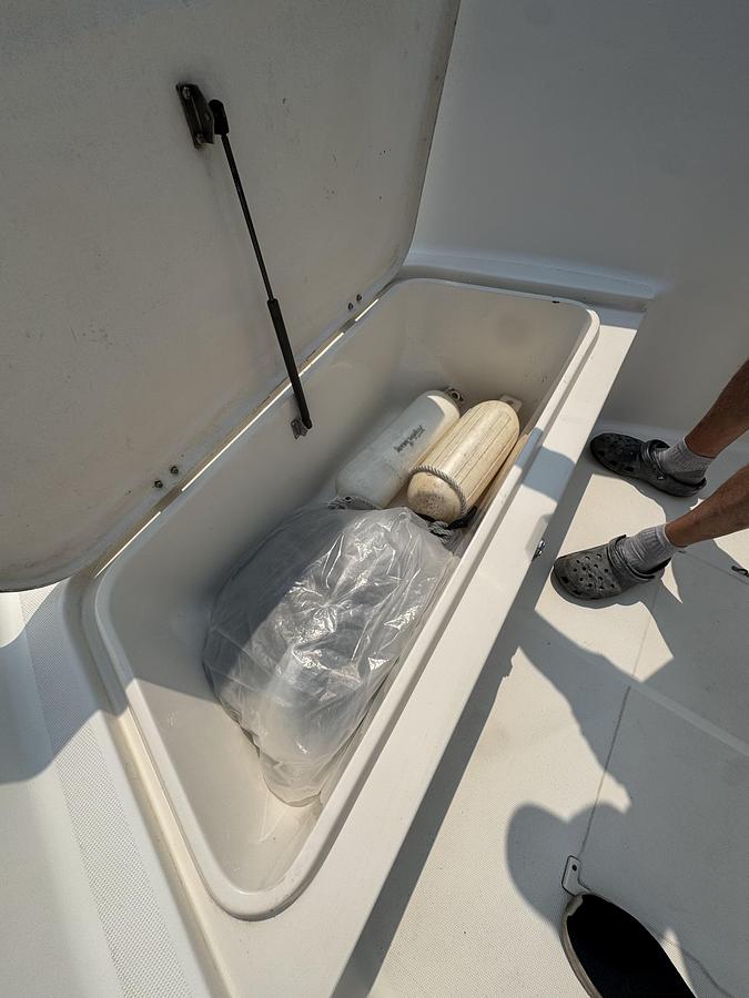 Used 2003 Robalo R230 with a 2022 Suzuki DF250 Outboard