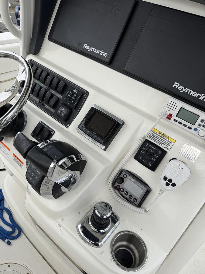 Used 2014 Boston Whaler 280 Outrage