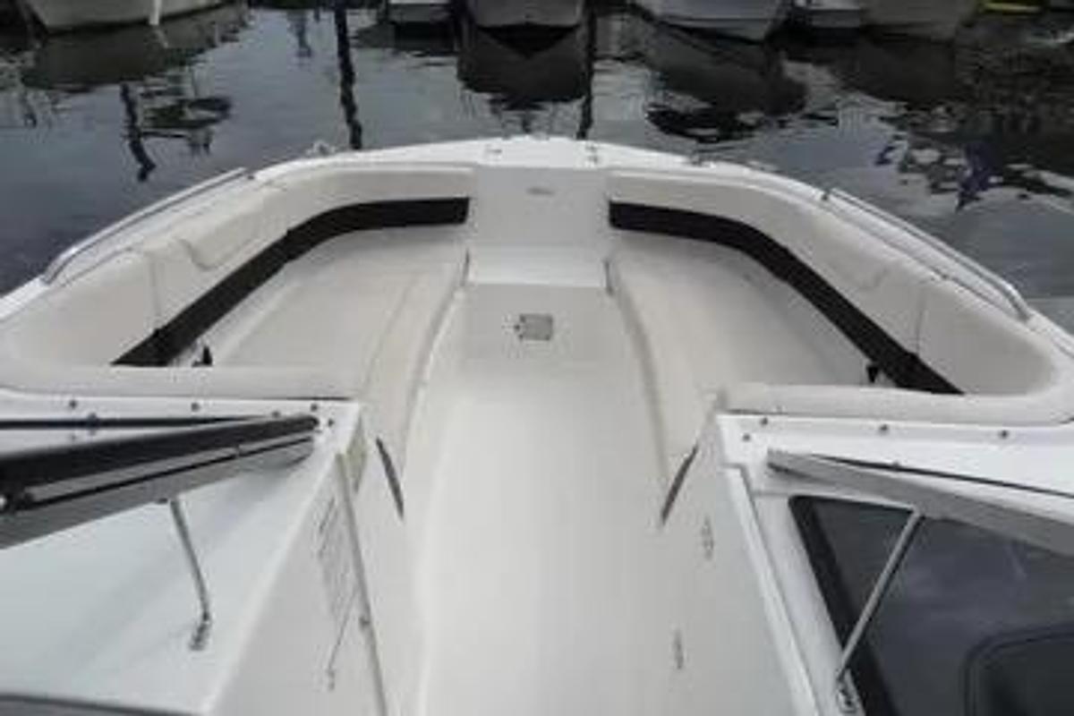 Used 2018 Chaparral 250 Suncoast