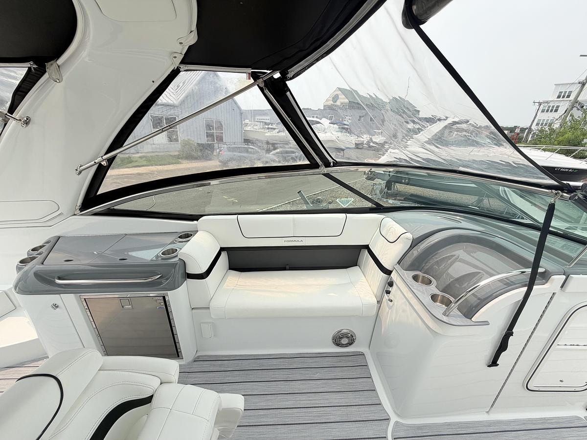 Used 2014 Formula 310 Bowrider