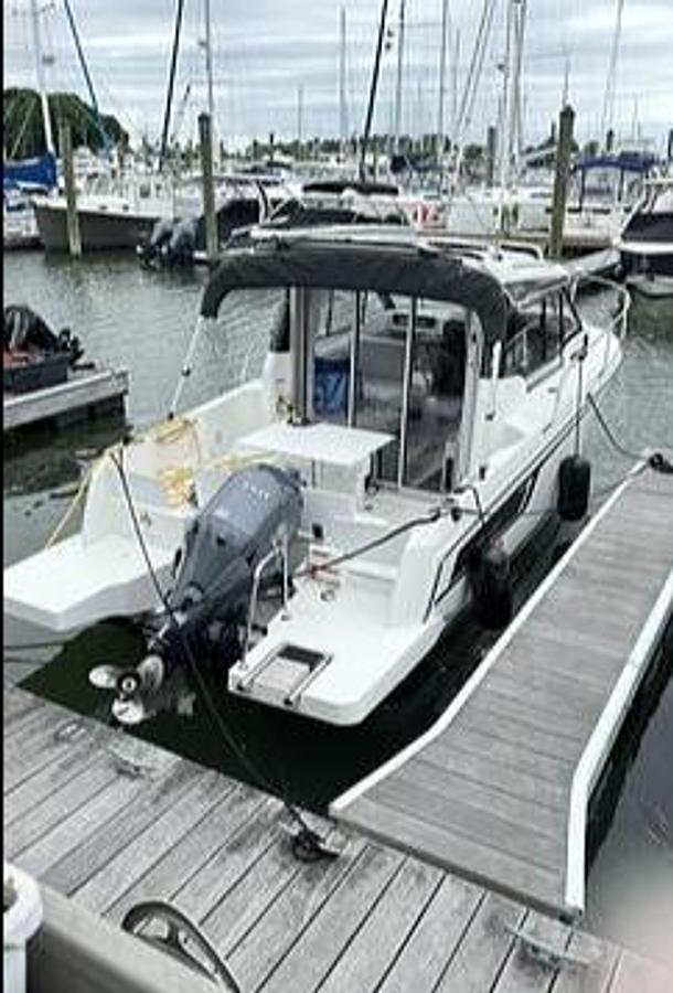 Used 2024 JEANNEAU NC 695 S