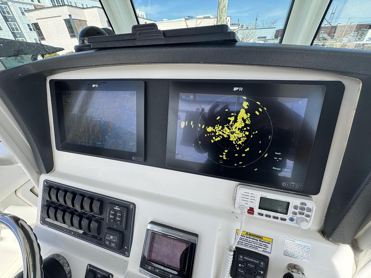 Used 2014 Boston Whaler 280 Outrage