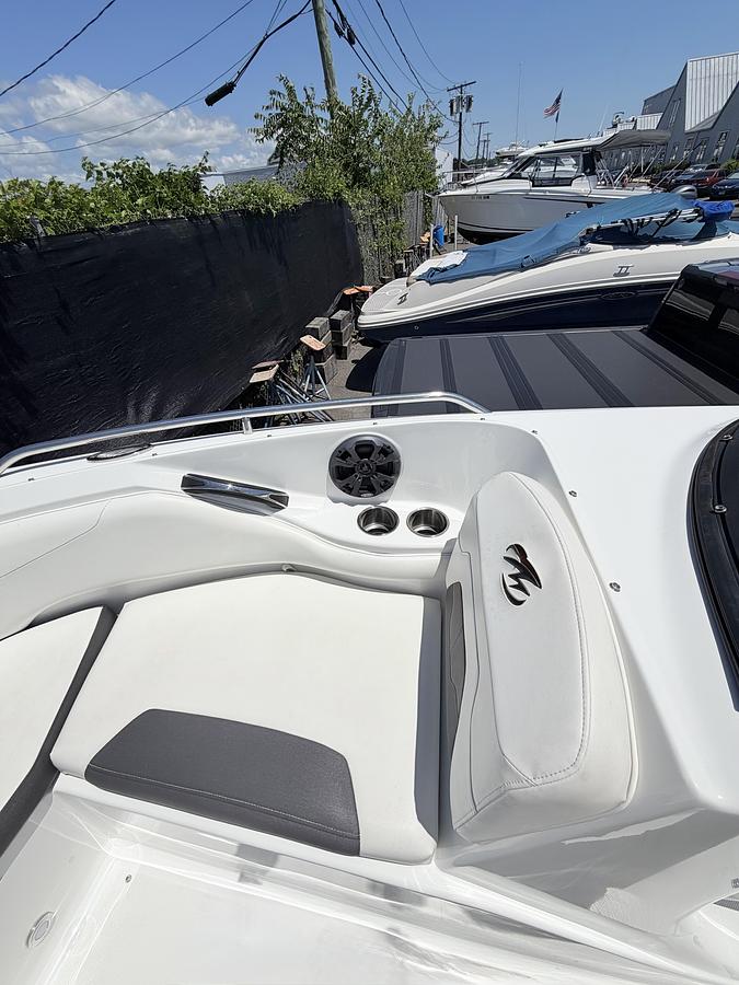 Used 2017 Monterey 224FS