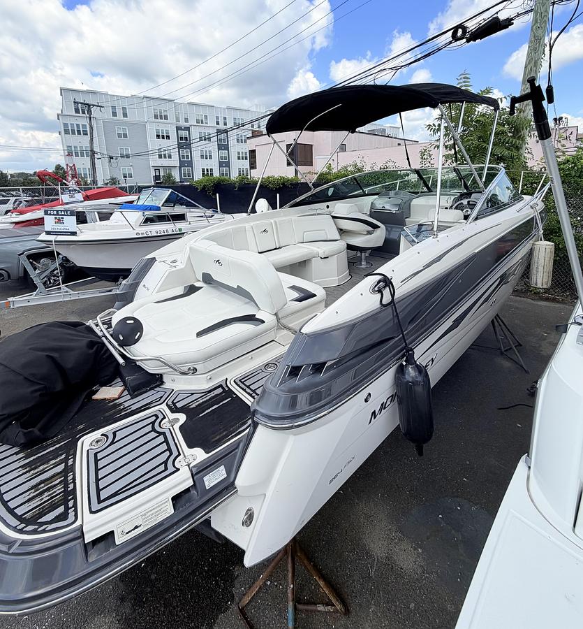 Used 2013 Monterey 264FSX — MerCruiser 350 MAG ECT Bravo III — 378 Hours