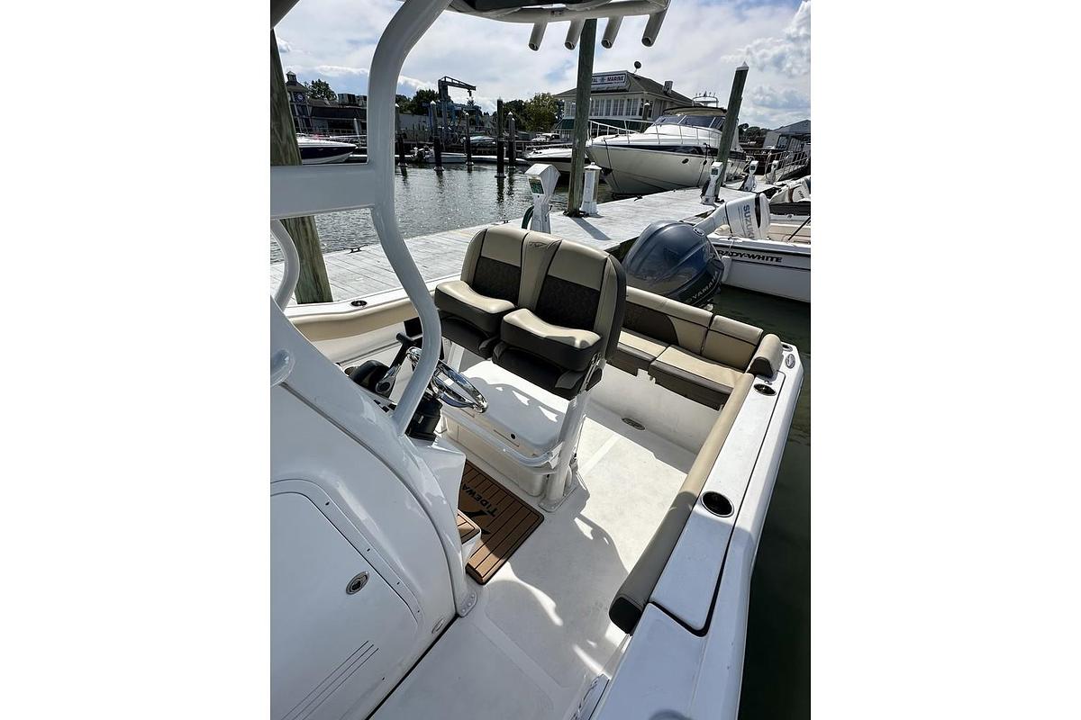 Used 2023 Tidewater Boats 232 SS