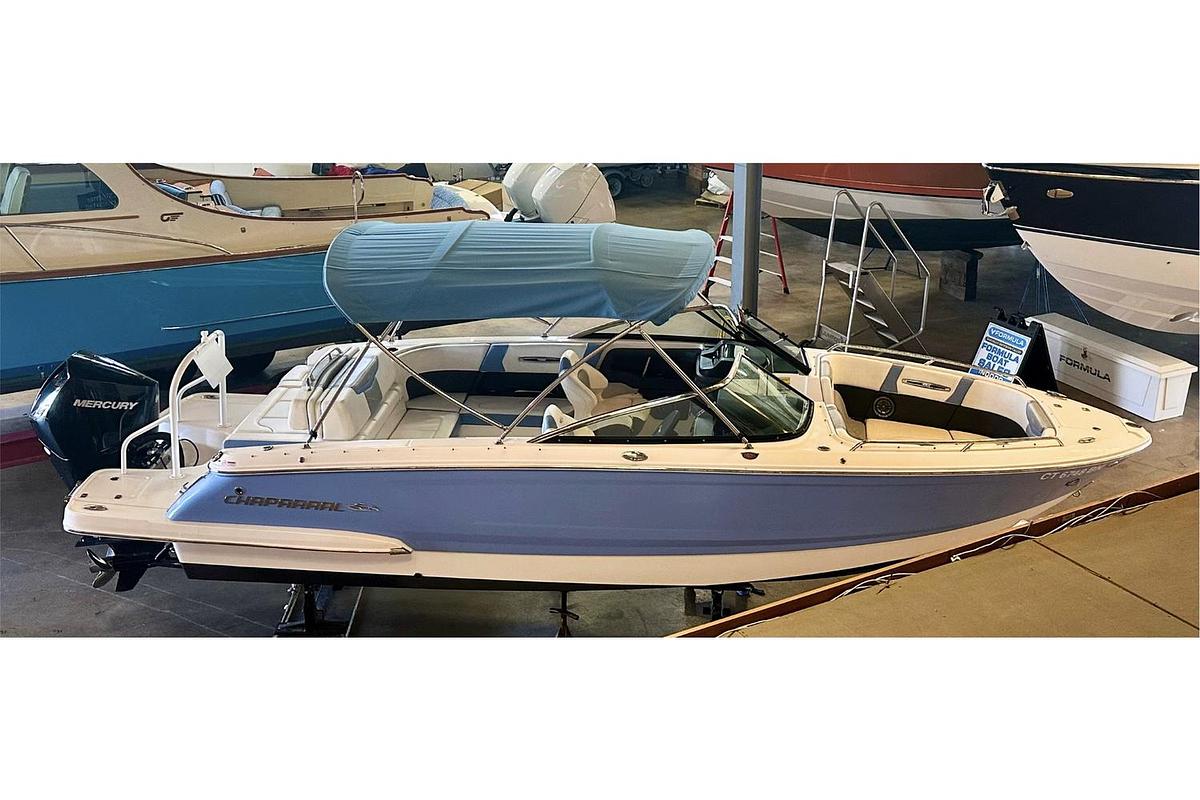 Used 2023 Chaparral 270 OSX