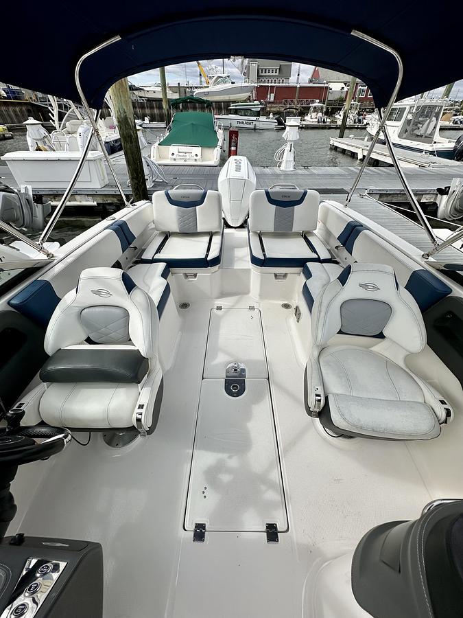 Used 2023 Chaparral 250 OSX