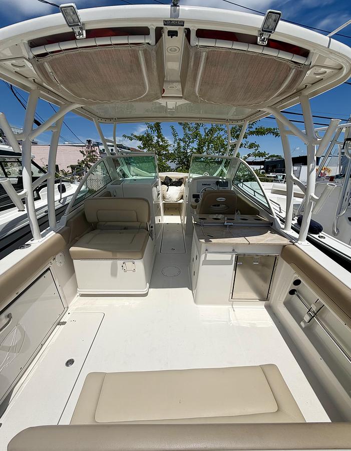 Used 2017 Sailfish 275DC