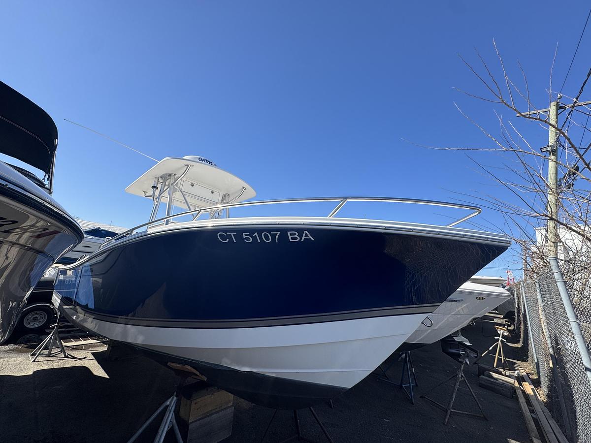 Used 2005 Regulator 24SF Recent Repower