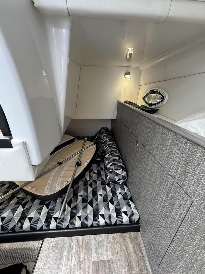 Used 2021 Monterey 295 Sport Yacht