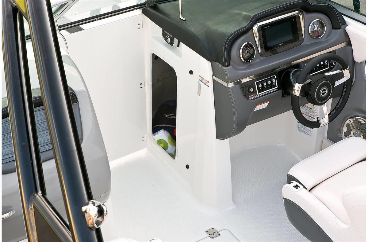 Used 2019 Chaparral 246 SSi