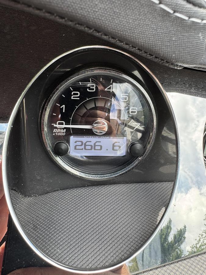 Used 2021 Monterey 305SS