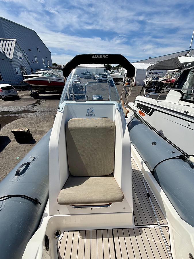 Used 2024 Zodiac Medline 6.8