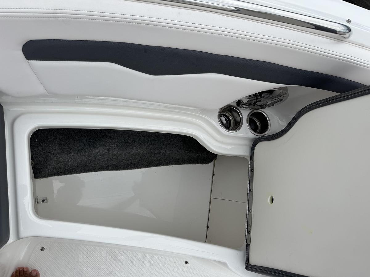 Used 2019 Chaparral 246 SSi