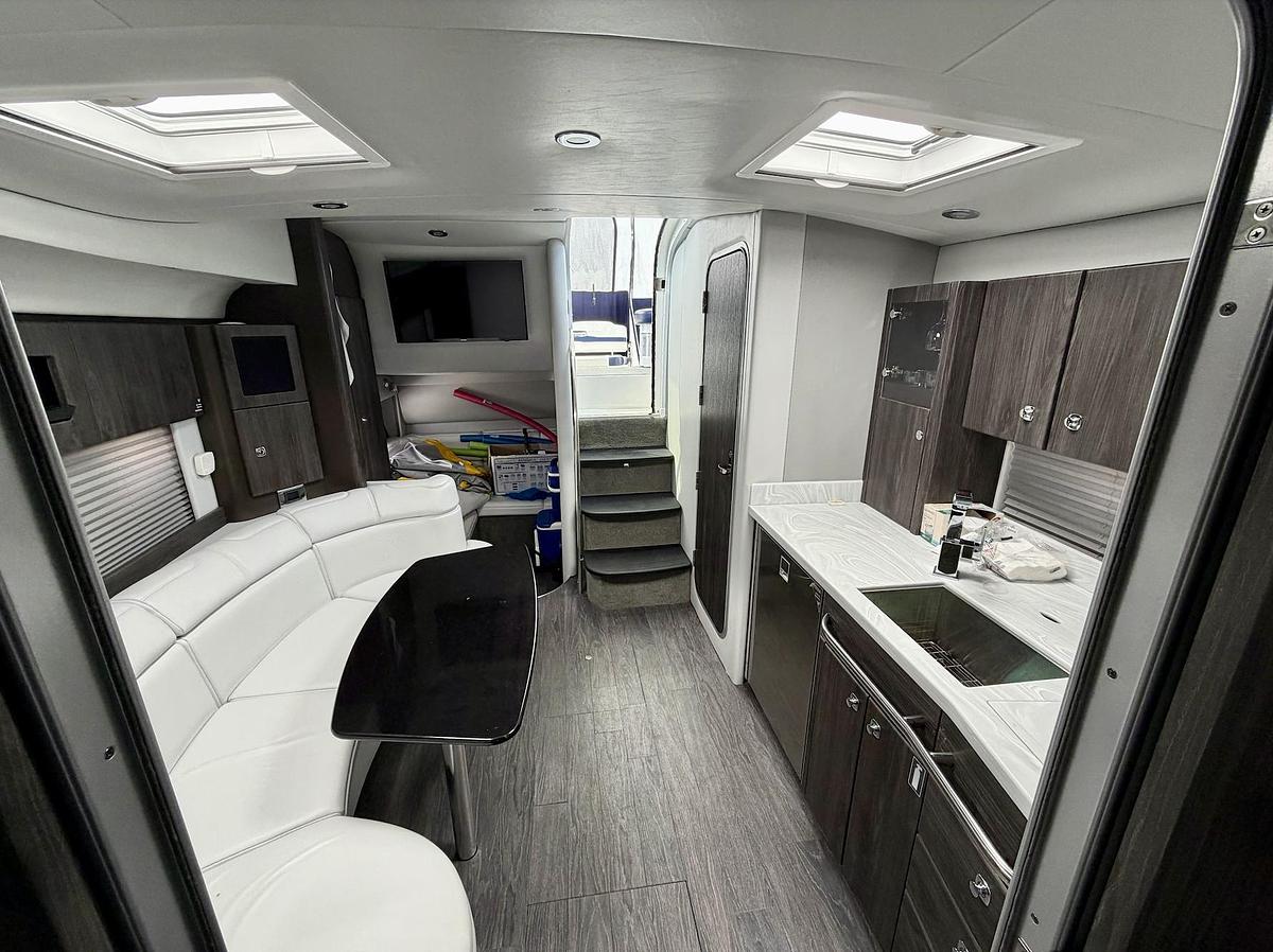 Used 2021 Formula 37PC