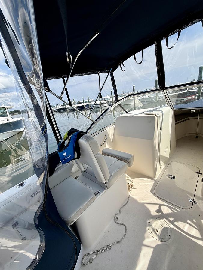 Used 2014 Pursuit DC235