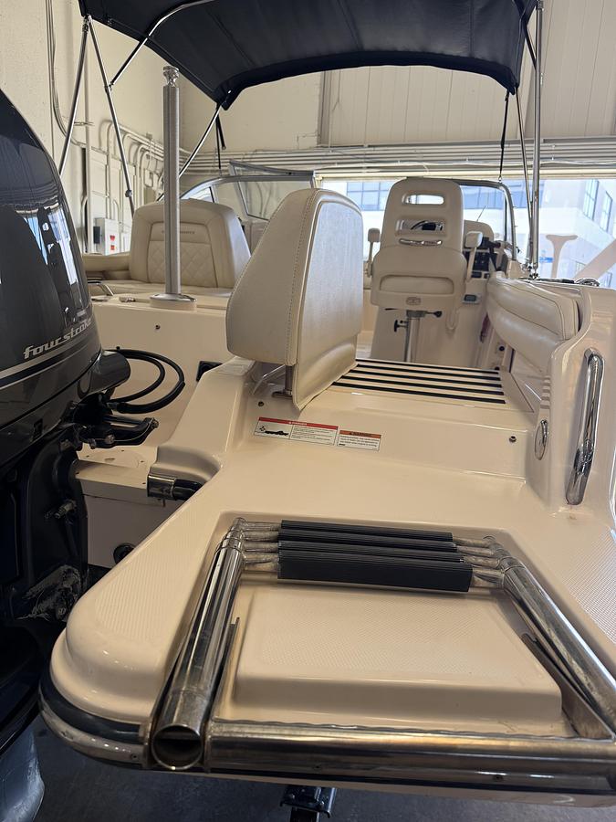 Used 2023 Grady-White 215 Freedom