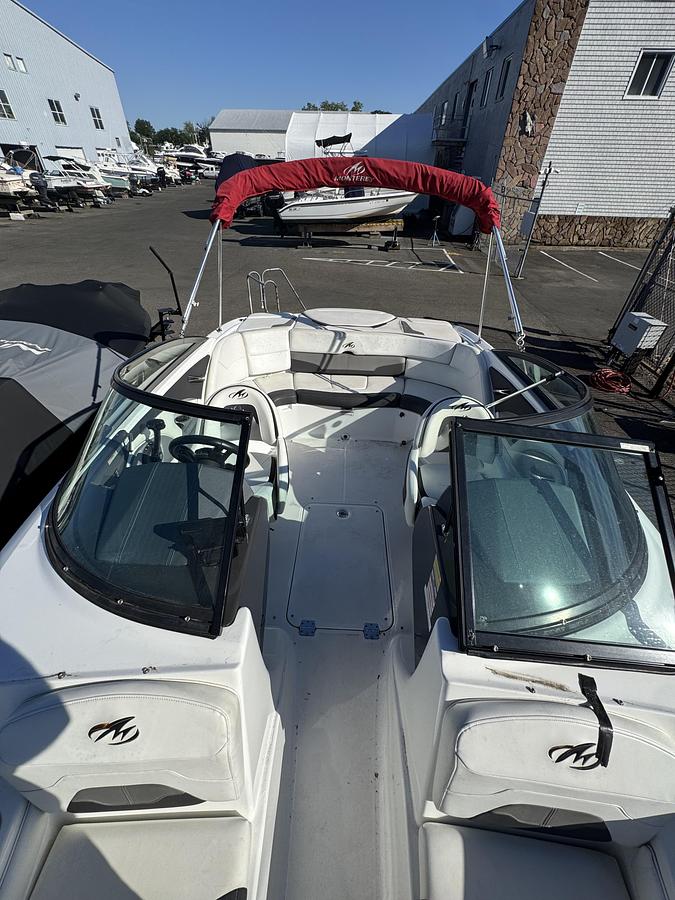 Used 2017 Monterey 224FS
