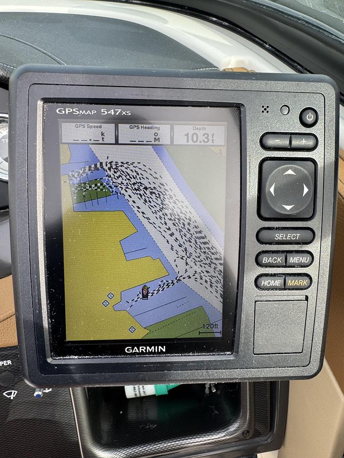 Used 2014 Sea Ray 220 Sundeck