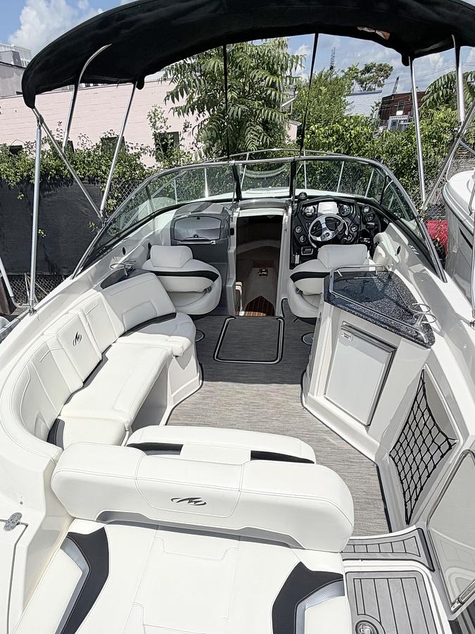 Used 2013 Monterey 264FSX — MerCruiser 350 MAG ECT Bravo III — 378 Hours