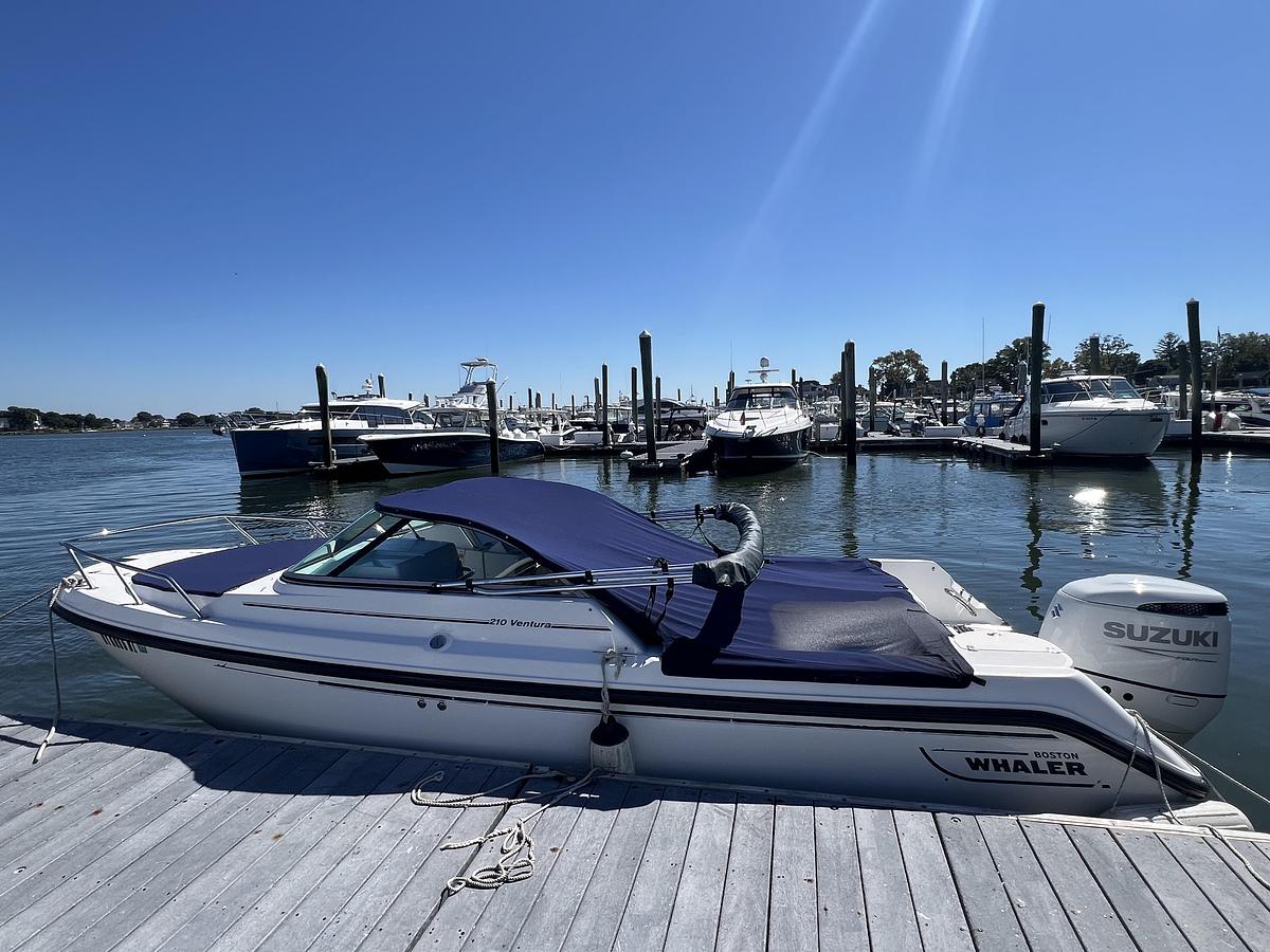 Used 2004 Boston Whaler 210 Ventura