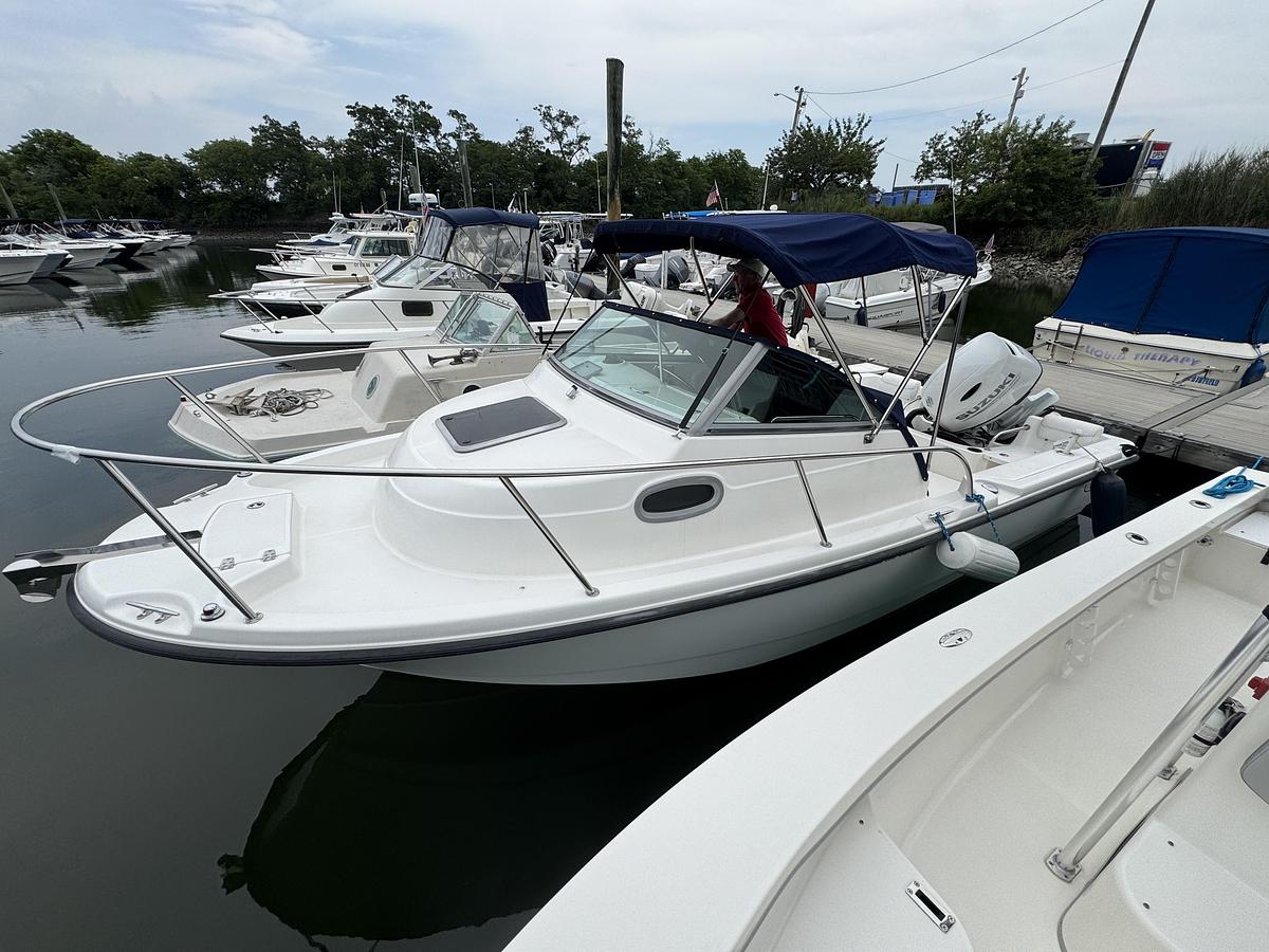 Used 2005 Boston Whaler 205 Eastport Legend Series w/ 2023 Suzuki 200