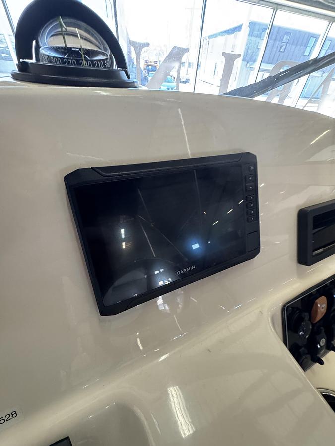 Used 2023 Grady-White 215 Freedom