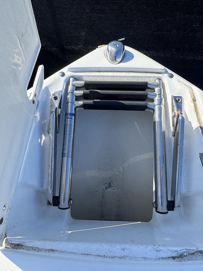 Used 2017 Monterey 224FS
