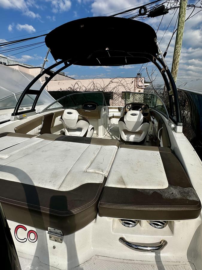 Used 2019 Chaparral H2O 21 OB