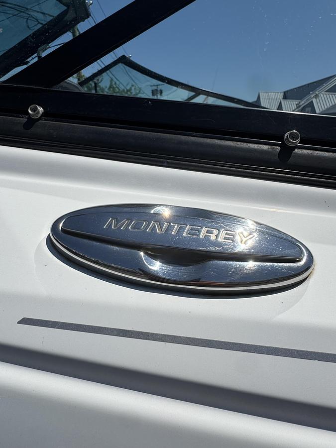 Used 2017 Monterey 224FS