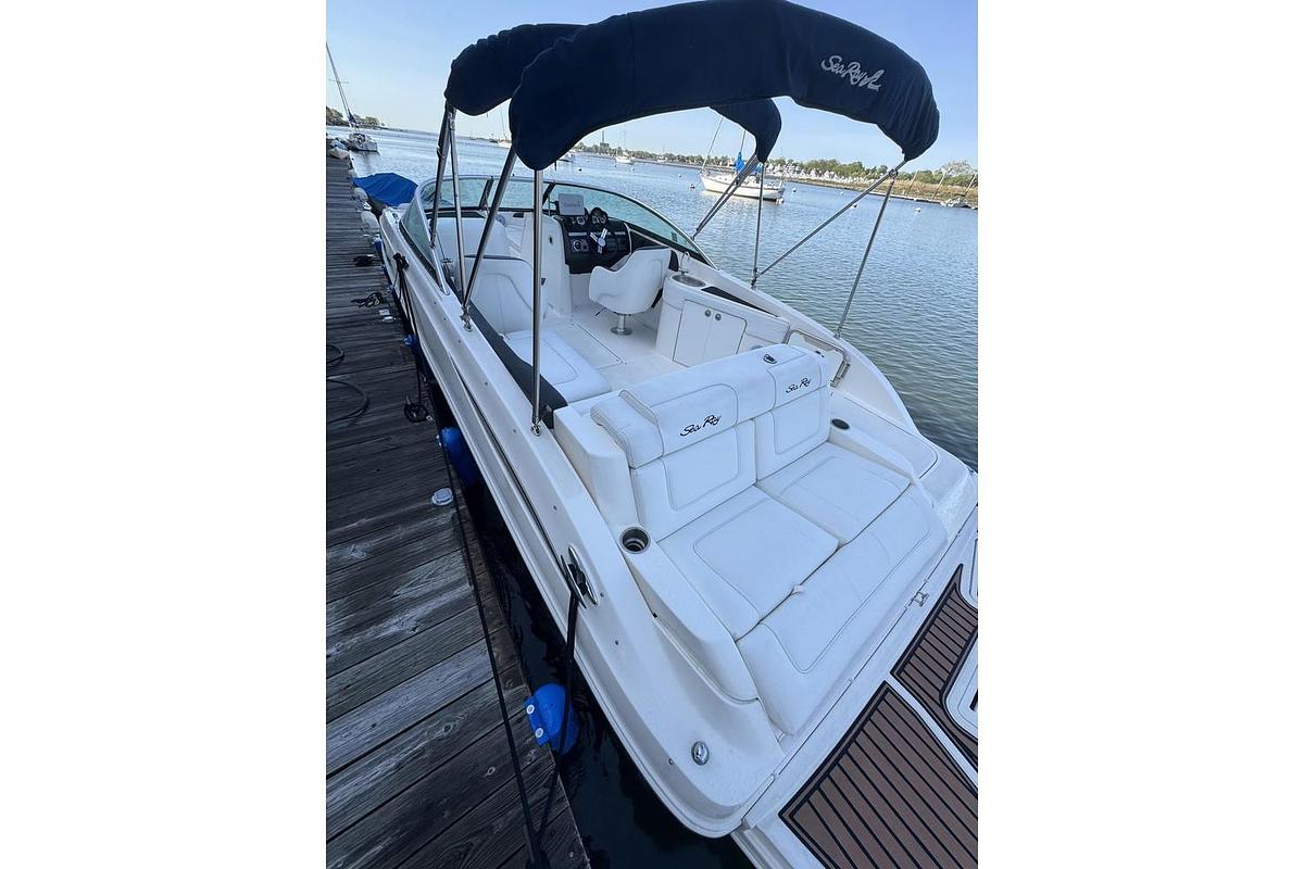 Used 2014 Sea Ray 260 Sundeck