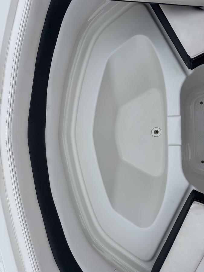 Used 2019 Chaparral 246 SSi