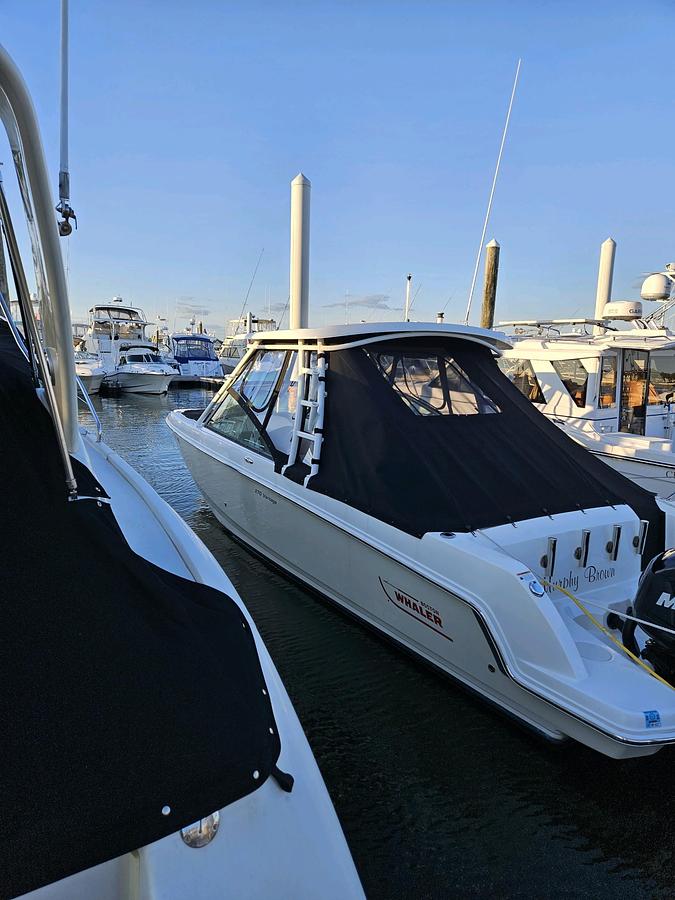 Used 2017 Boston Whaler 270 Vantage