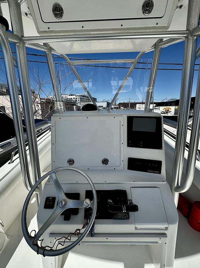 Used 2005 Regulator 24SF Recent Repower