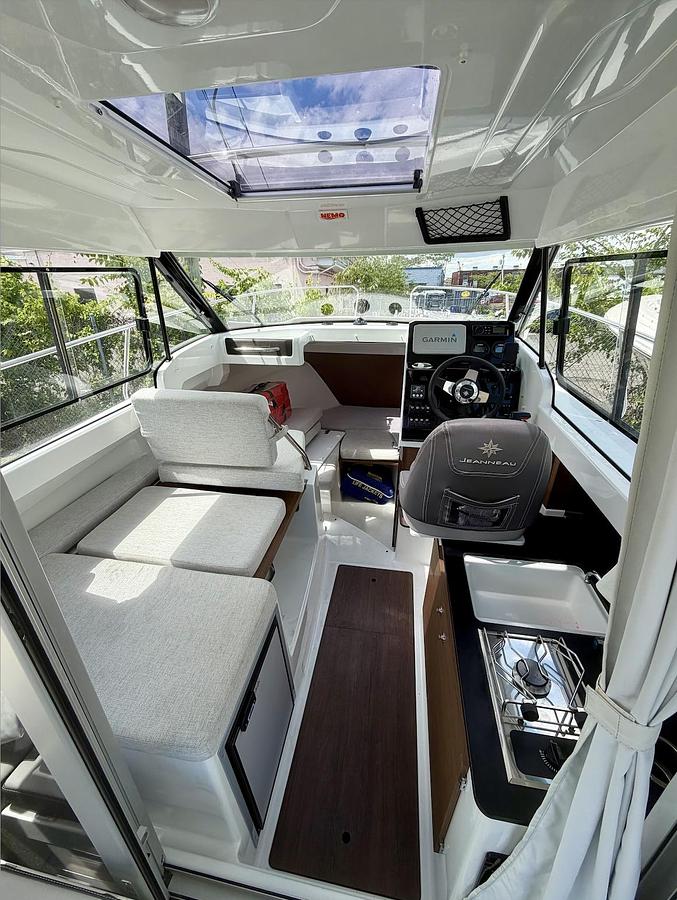 Used 2024 JEANNEAU NC 695 S