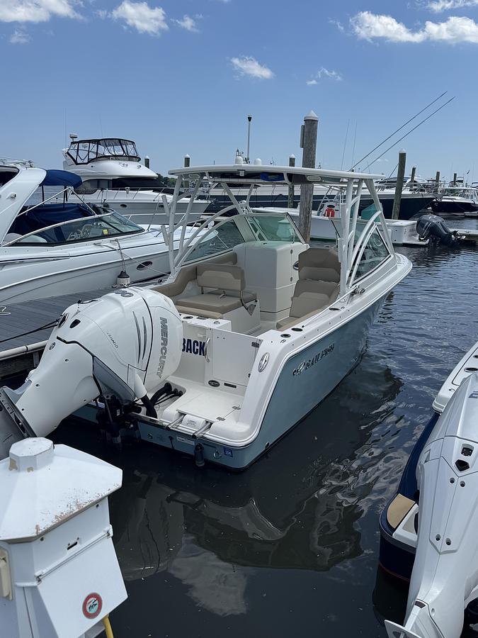Used 2018 Sailfish 245DC