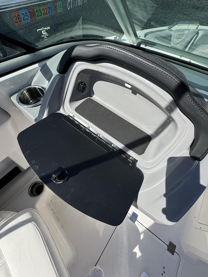 Used 2021 Chaparral 21 ssi OB