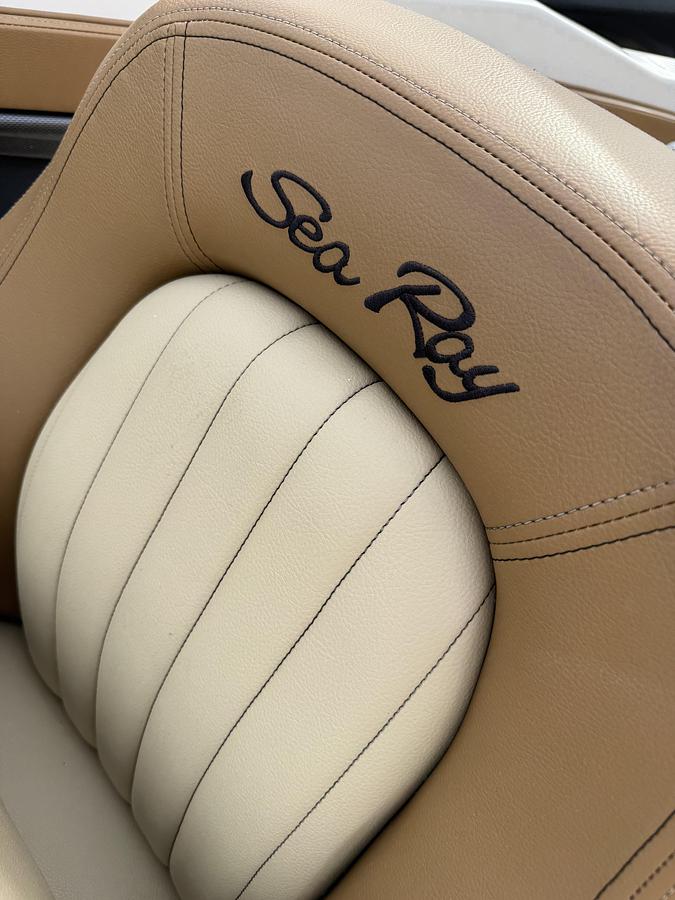 Used 2014 Sea Ray 220 Sundeck