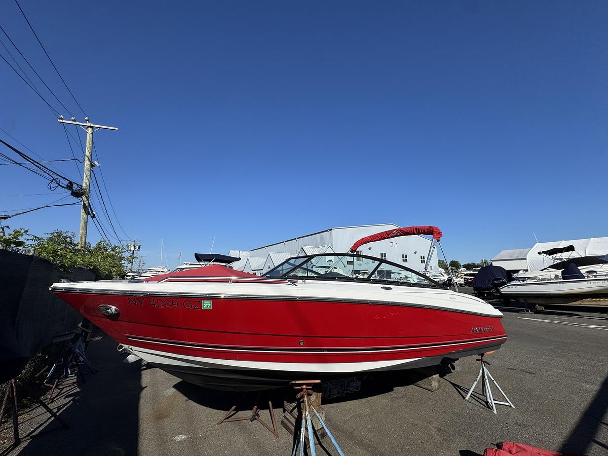 Used 2017 Monterey 224FS