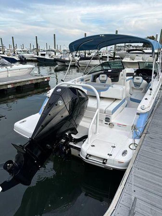 Used 2023 Chaparral 270 OSX