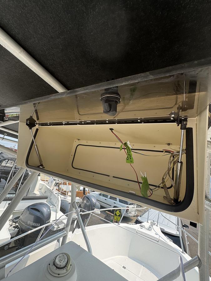 Used 2003 Robalo R230 with a 2022 Suzuki DF250 Outboard