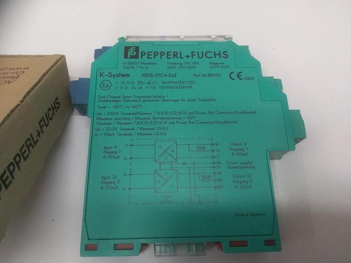 Smart Transmitterspeisegerät KFD2-STC4-EX2, Pepperl und Fuchs,  neu