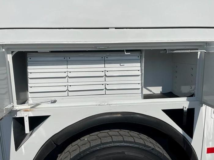 Used Altec AM55-E 60ft Over-Center Bucket Boom on 2009 International 7400 4x4 Utility Truck - C96023