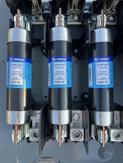 Used H364N Square D 200 Amp 600V 3P 4W Fusible Indoor Disconnect Switch with Fuses 785901482338