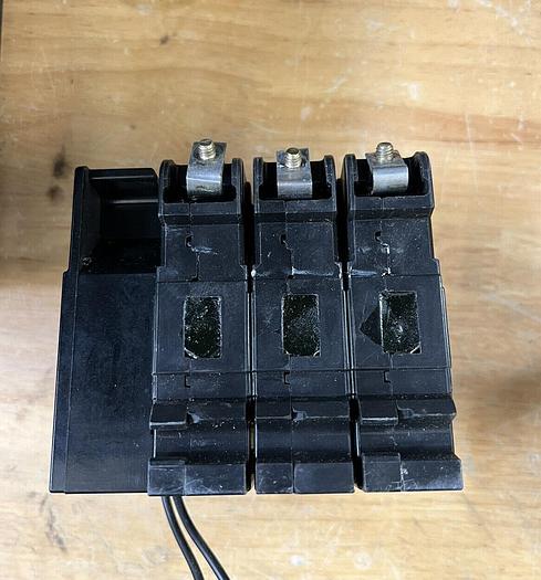 Used EHB340301082 Square D 30 Amp 480V 3P Bolt On Shunt Trip Circuit Breaker EHB 1082