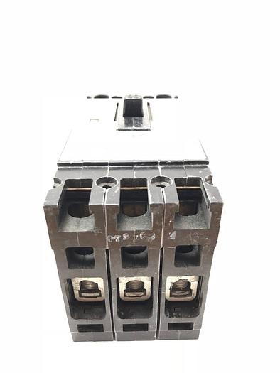 Used ED43B090 Siemens 90 Amp 480V 3 Pole Bolt On Molded Case Circuit Breaker