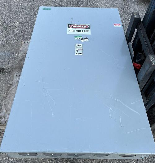 Used HF368N Siemens 1200 Amp 600V 3 Phase 4 Wire Fusible Indoor Disconnect Switch
