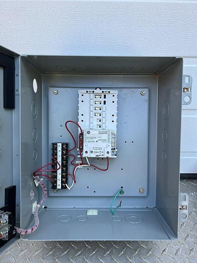 Used GE CR460B Lighting Contactor Complete with GE 460XE1D Enclosure Hand Off Auto