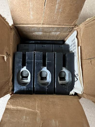 EHB34080 Square D 80 Amp 480V 3 Pole Bolt On Circuit Breaker New in Box Chipped